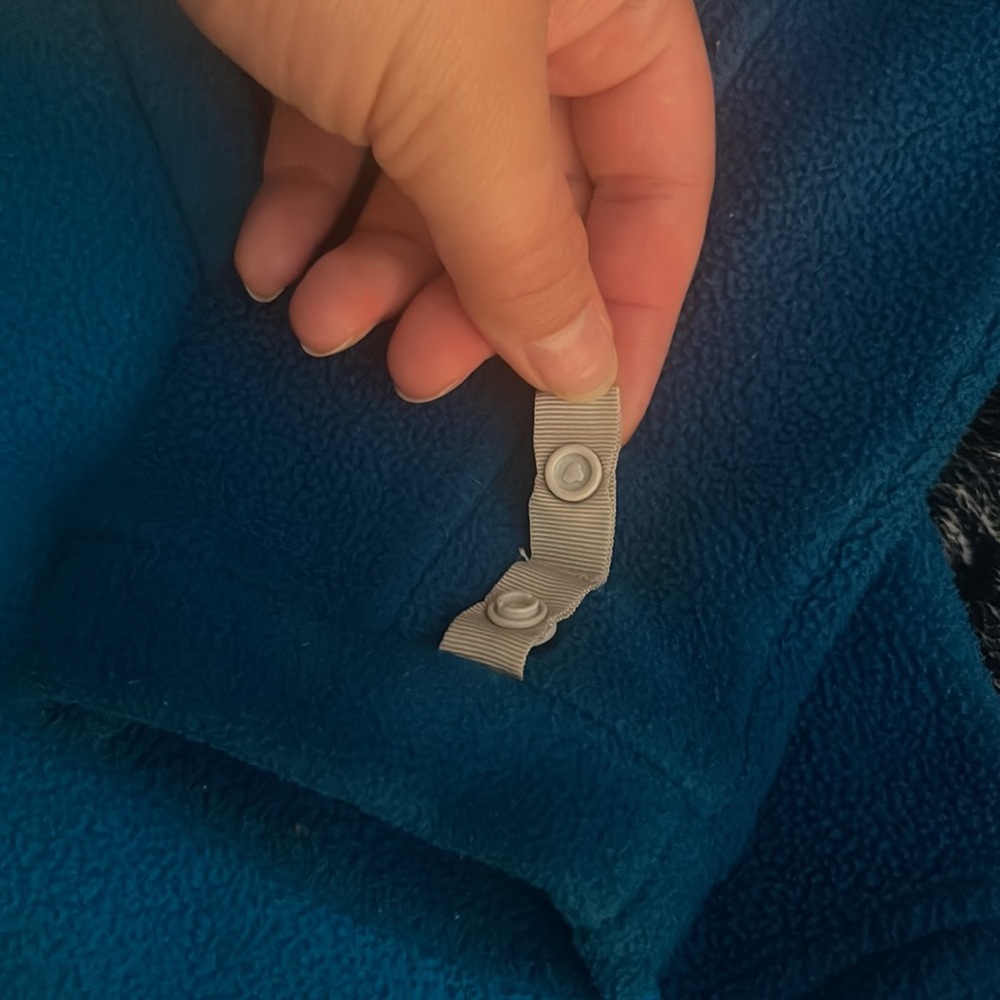 Blue North Face - Picture 2 of 9